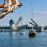 Διαμέρισμα Ostseeurlaub Mit Parkblick Und Sauna Rabenholz