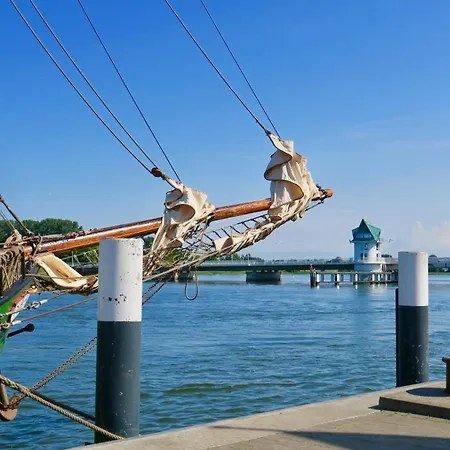 Ostseeurlaub Mit Parkblick Und Sauna